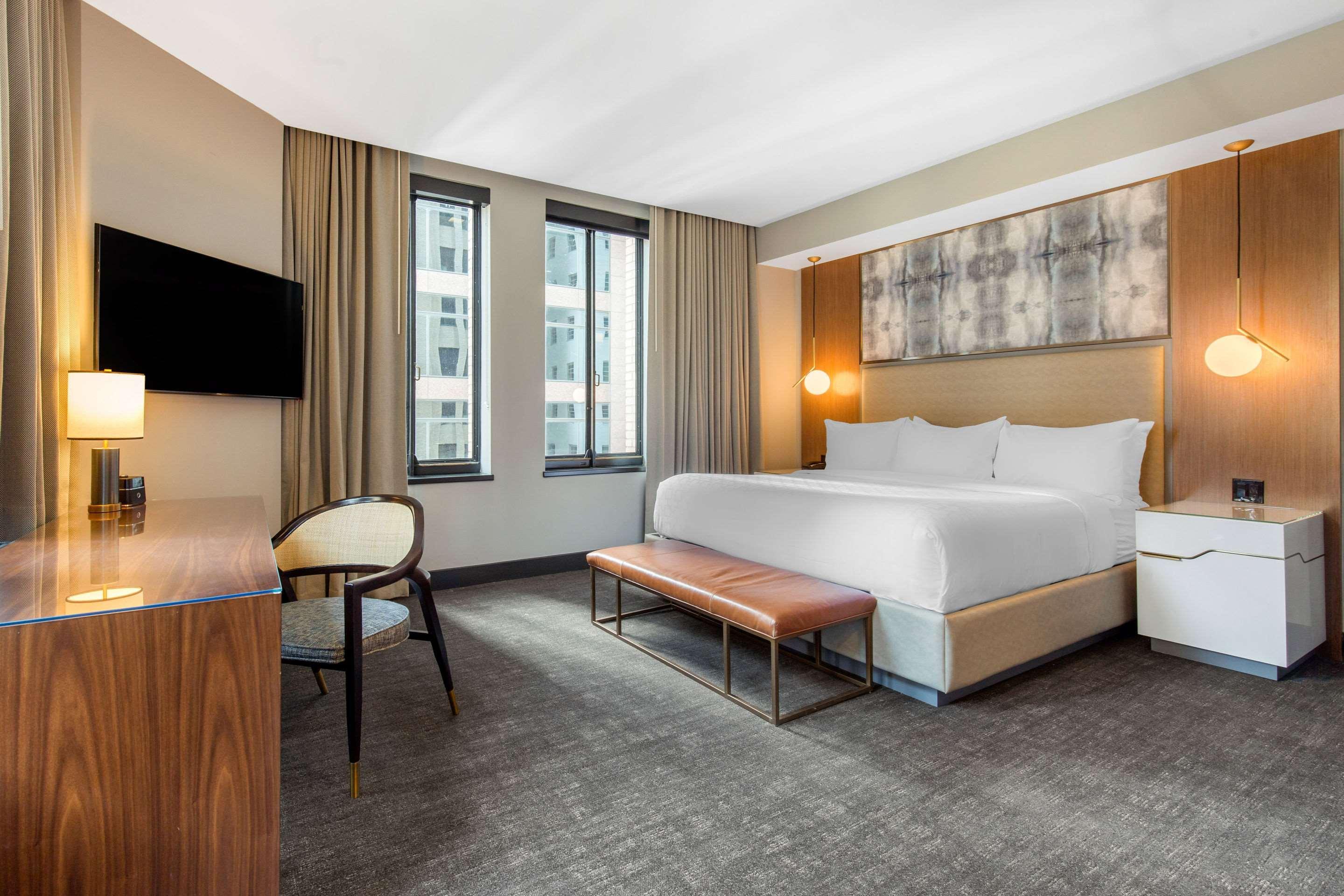 Renaissance Saint Elm Dallas Downtown Hotel Exterior foto