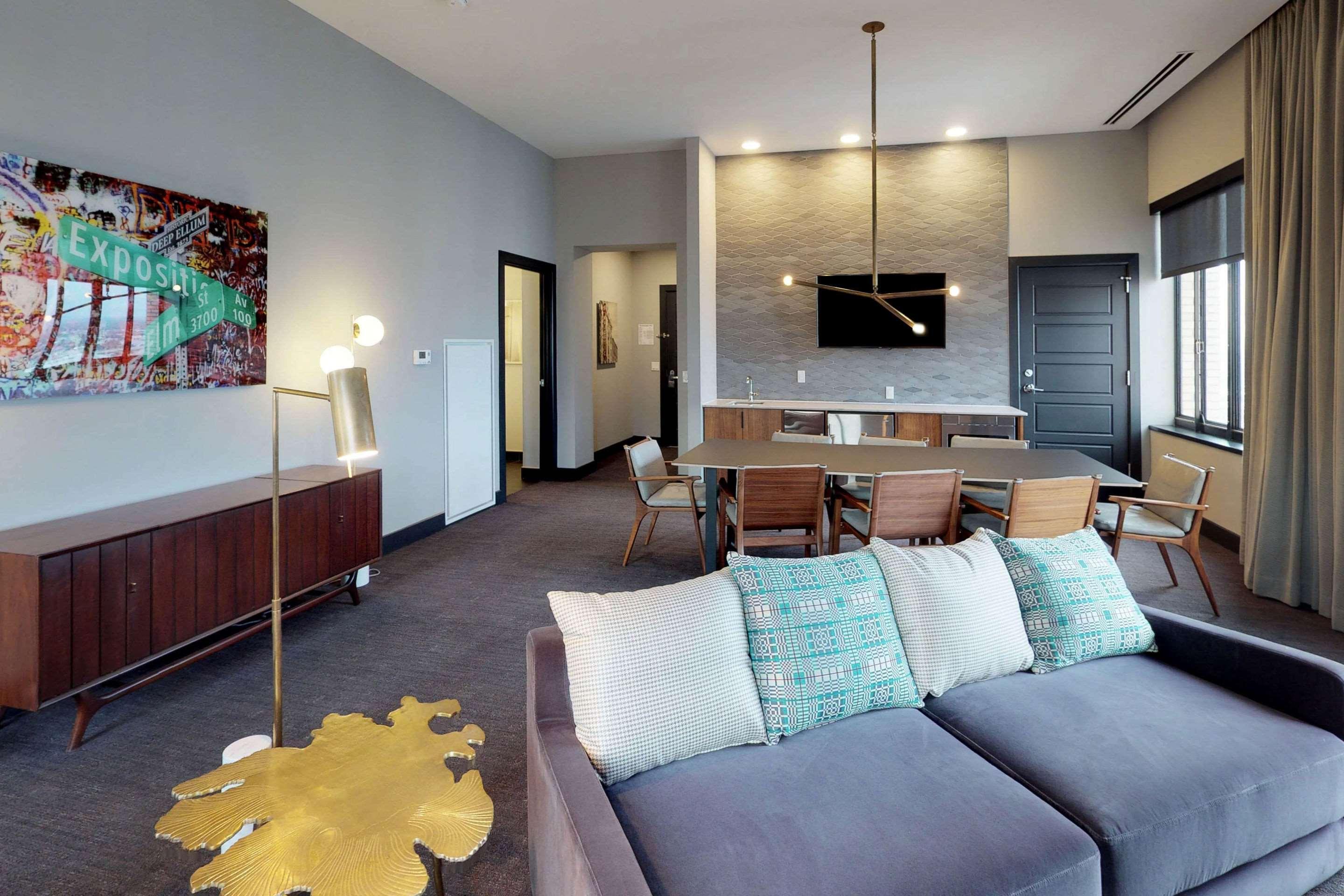 Renaissance Saint Elm Dallas Downtown Hotel Exterior foto